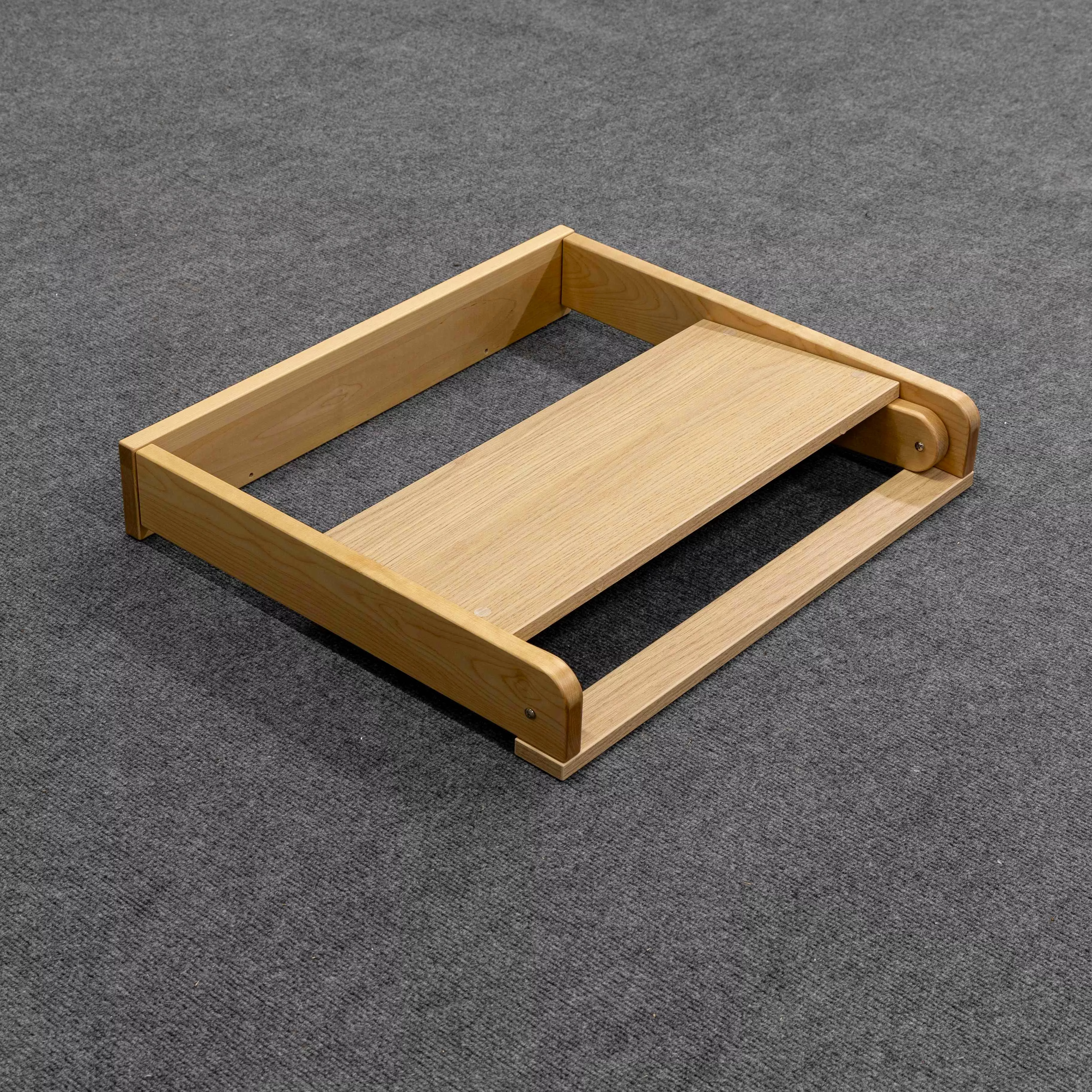 Темно бежевый